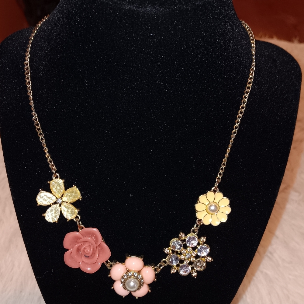 Floral Statement Necklace in Gold Color and Pink